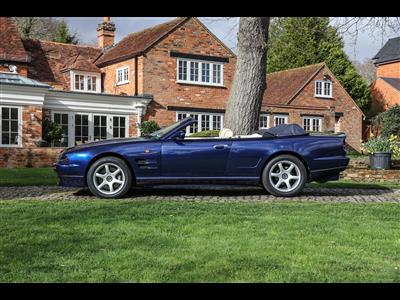 Aston Martin+V8 Volante